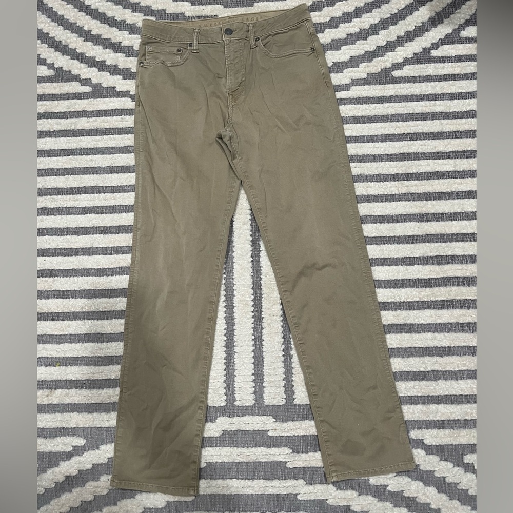 American eagle slim straight khaki pants
